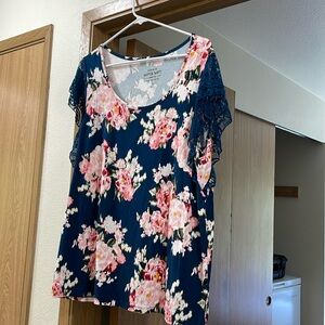 Torrid Super Soft Shirt Size 1